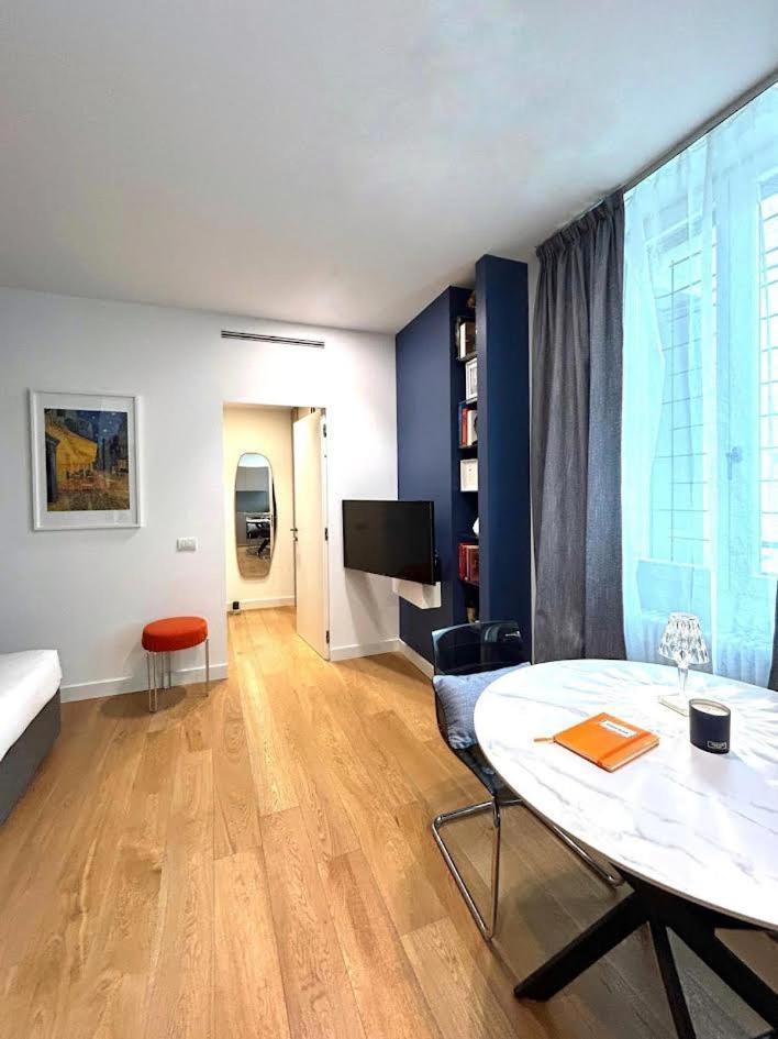 Voltaottosuite - Comfort And Elegance In Moscova Milaan Buitenkant foto